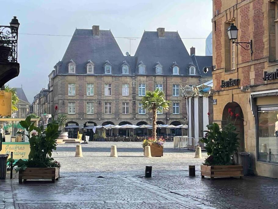 Appartamento La Mezzanine - Hypercentre - Rue Pietonne Charleville-Mézières Esterno foto